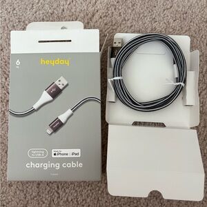 Heyday Gray and White Charging Cable